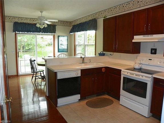 4th image of 15337 Chestnut Oak Ln
