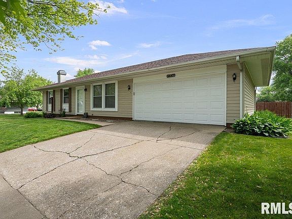 2nd image of 5647 Quercus Ln