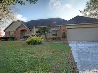 8041 Bay Brook Dr, Indianapolis, IN 46256