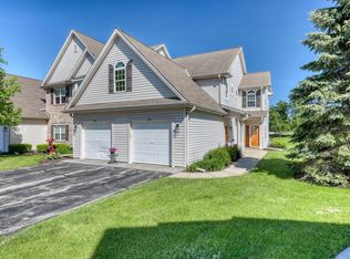 480 Cedar Ct, Slinger, WI 53086