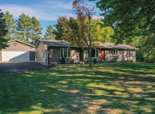 20423 Auburn St NW, Elk River, MN 55330
