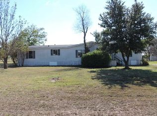 9051 Ridge Rd, Terrell, TX 75160