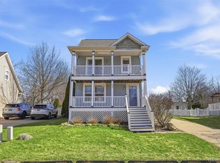 455 Waverly Ln, Howell, MI 48843