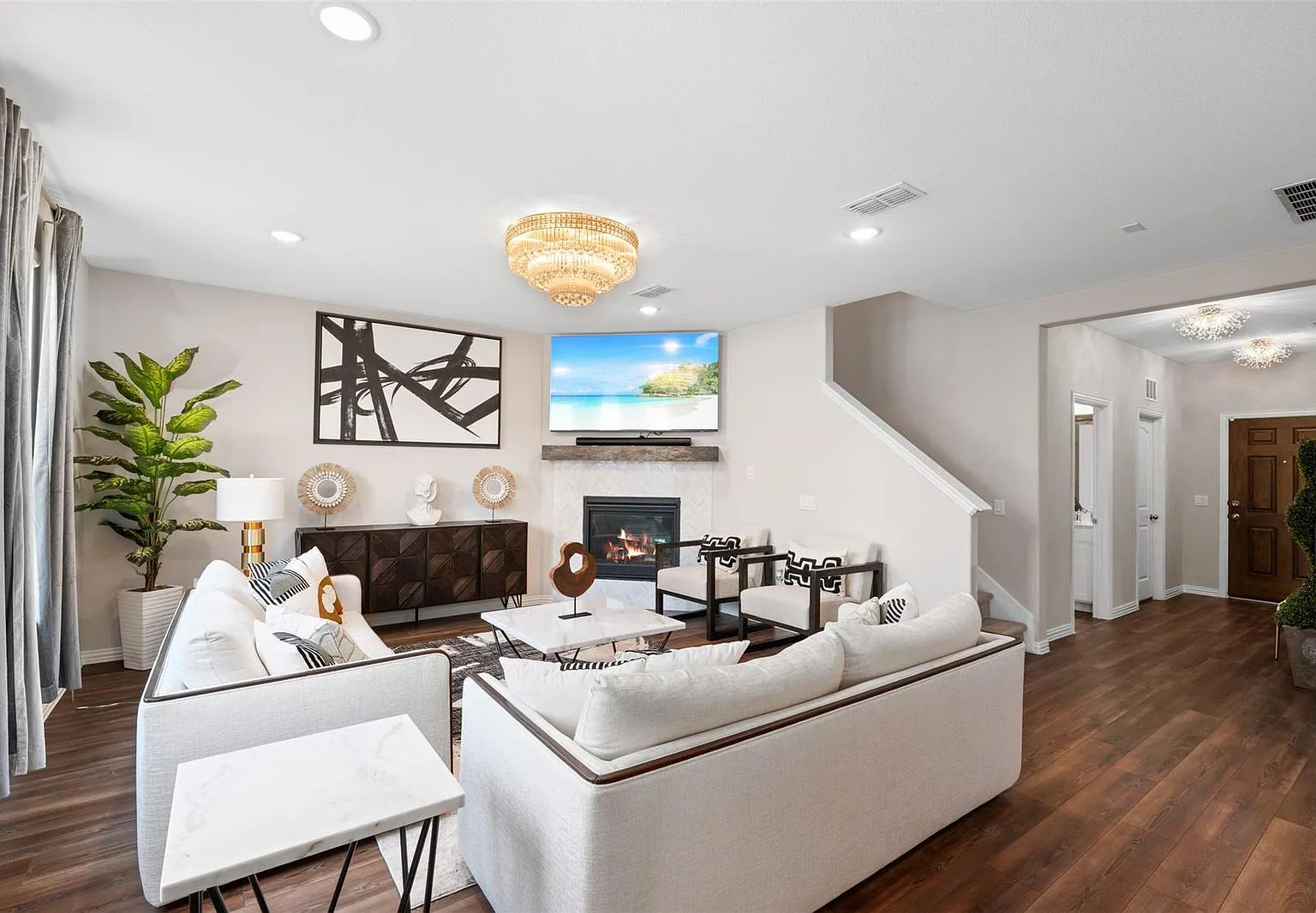 5 bed, 2491 sqft, $3,000 — Photo 4
