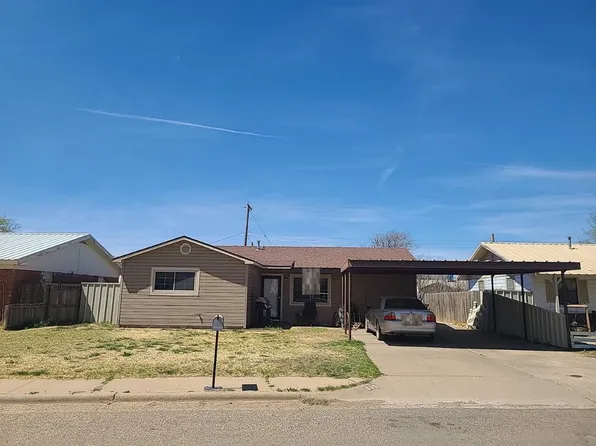605 NW 6th St, Dimmitt, TX 79027