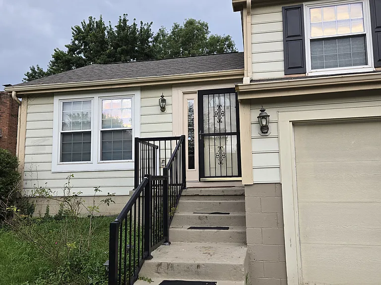 7857 Cobdon Ave — Photo 25