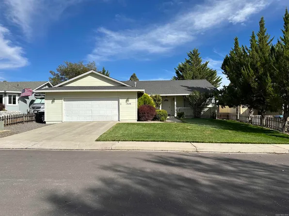 1325 Heather Way, Susanville, CA 96130