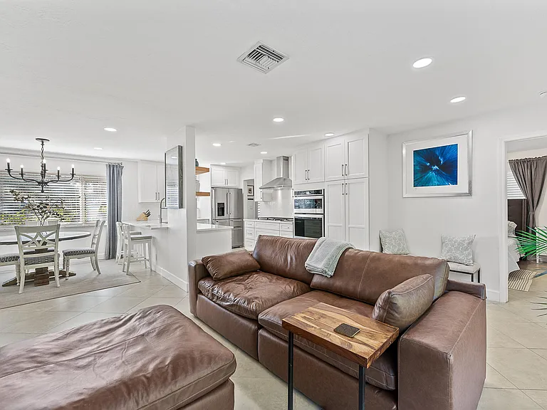 429 Inlet Rd — Photo 3