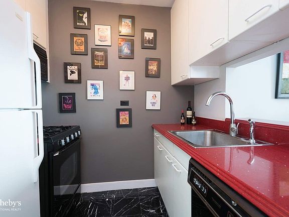 4th image of 200 E 89th St APT 44E