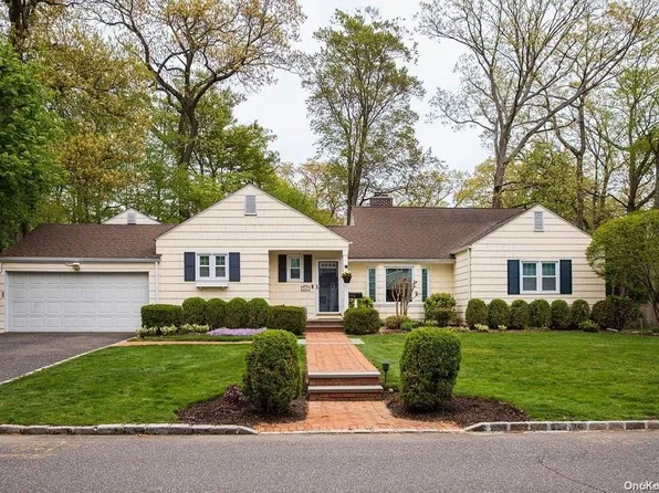 200 Revere Road, East Hills, NY 11577