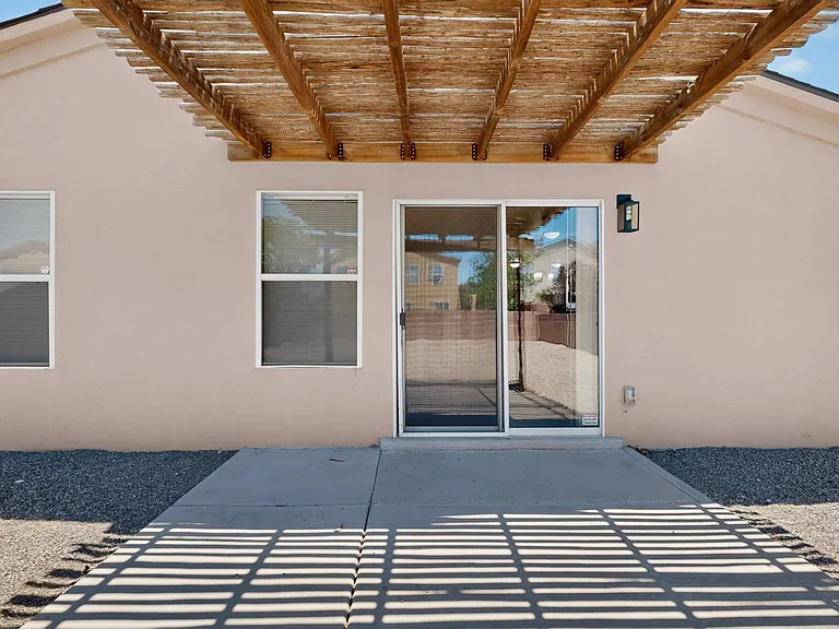 Sirocco Pl NW — Photo 16