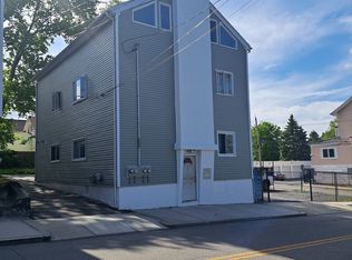 284 Veazie St FLOOR 2, Providence, RI 02904