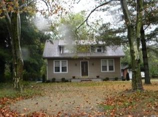 1356 Harding Rd, Vineland, NJ 08361