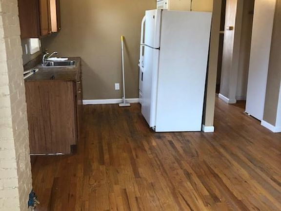 2nd image of 363 Bay Ave APT 2