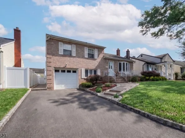 729 Colonial Arms Rd, Union Twp., NJ 07083