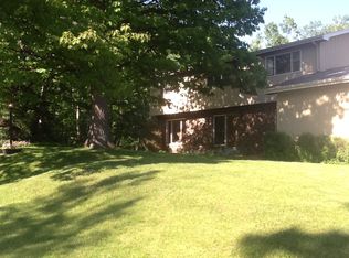 804 Valley Dr, Duluth, MN 55804