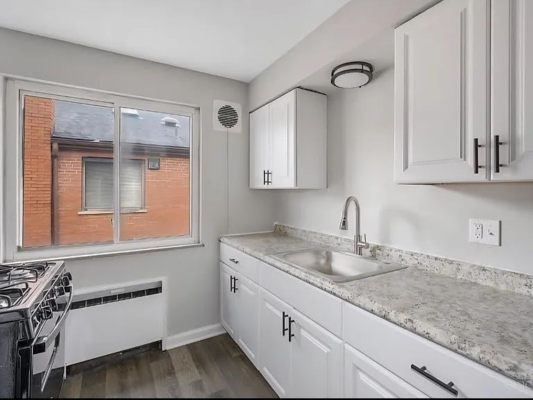 3910 E Gatewood Ln #1 — Photo 9