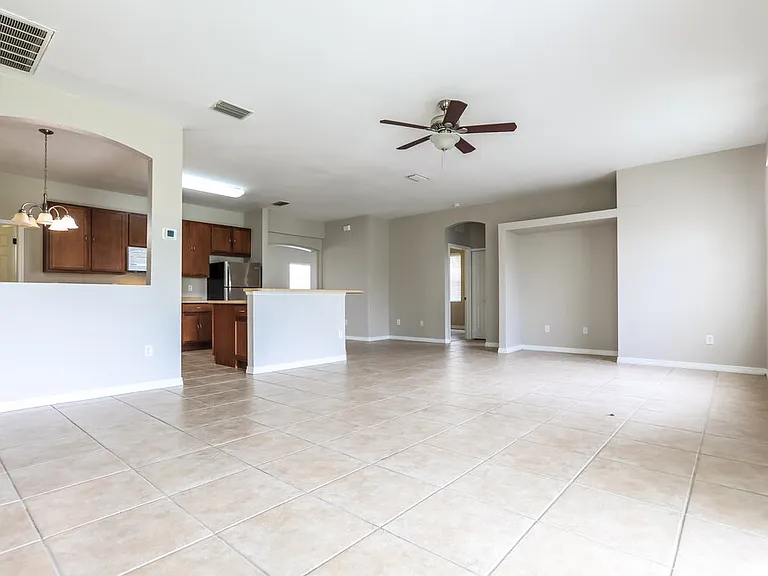 15385 Lakeland Cir — Photo 8