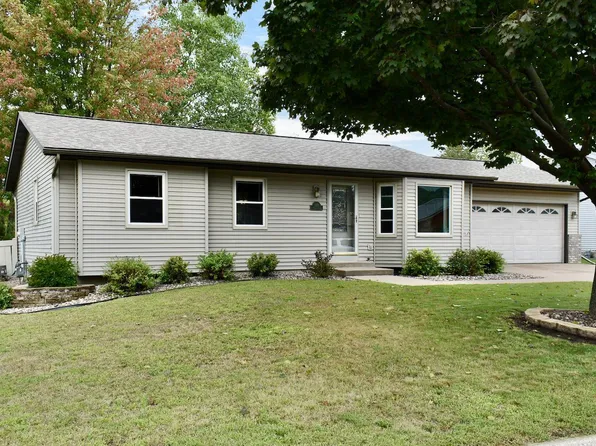 3210 S Cedar Ave, Holmen, WI 54636
