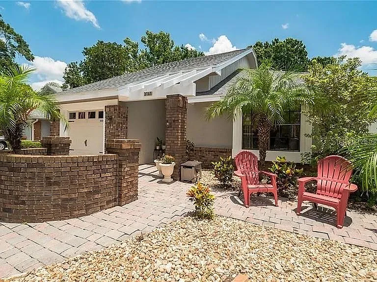 2 bed, 2.0 bath, 1261 sqft, $2,600 — Photo 2