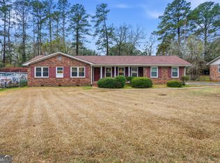 1422 Forest Hill Rd, Macon, GA 31210