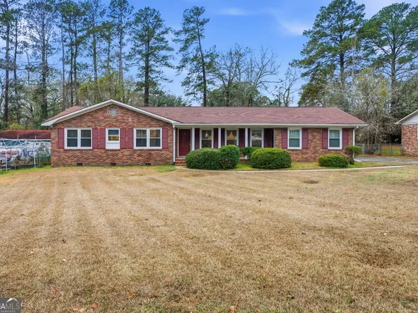 1422 Forest Hill Rd, Macon, GA 31210