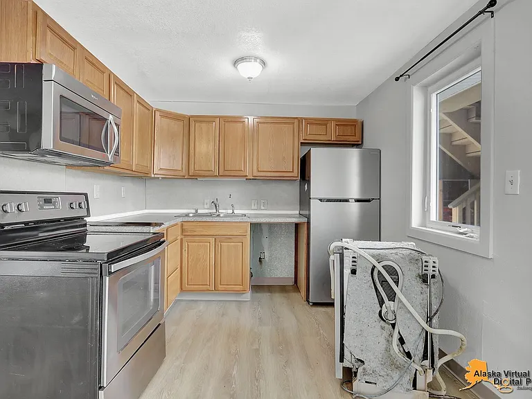 3503 Indiana St — Photo 9