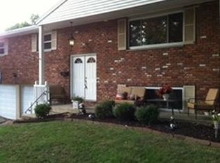 2313 Loris Dr, West Carrollton, OH 45449