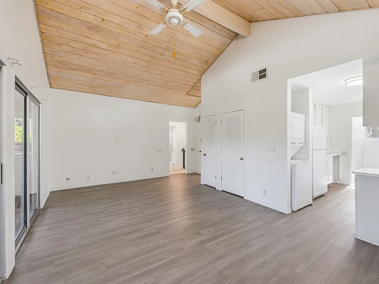 4500 Yorkfield Ct — Photo 40