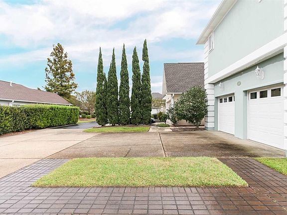 2nd image of 1109 Willowood Cir