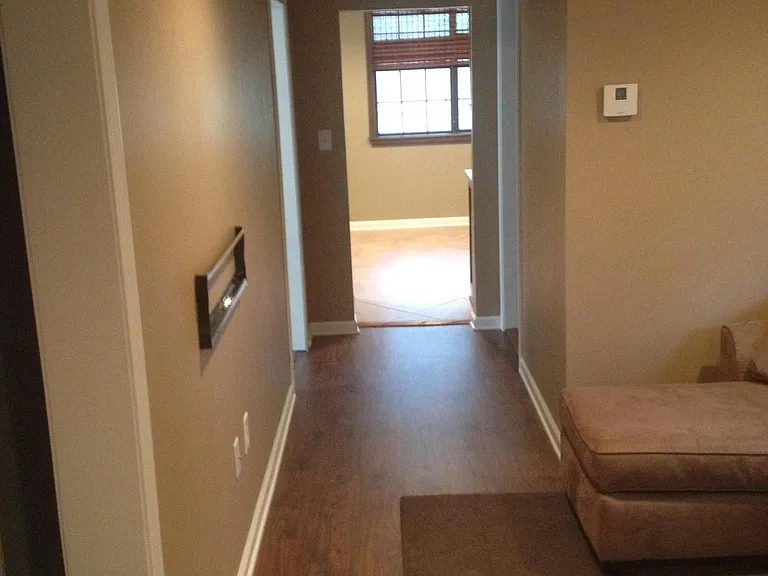 716 N Taylor St — Photo 2