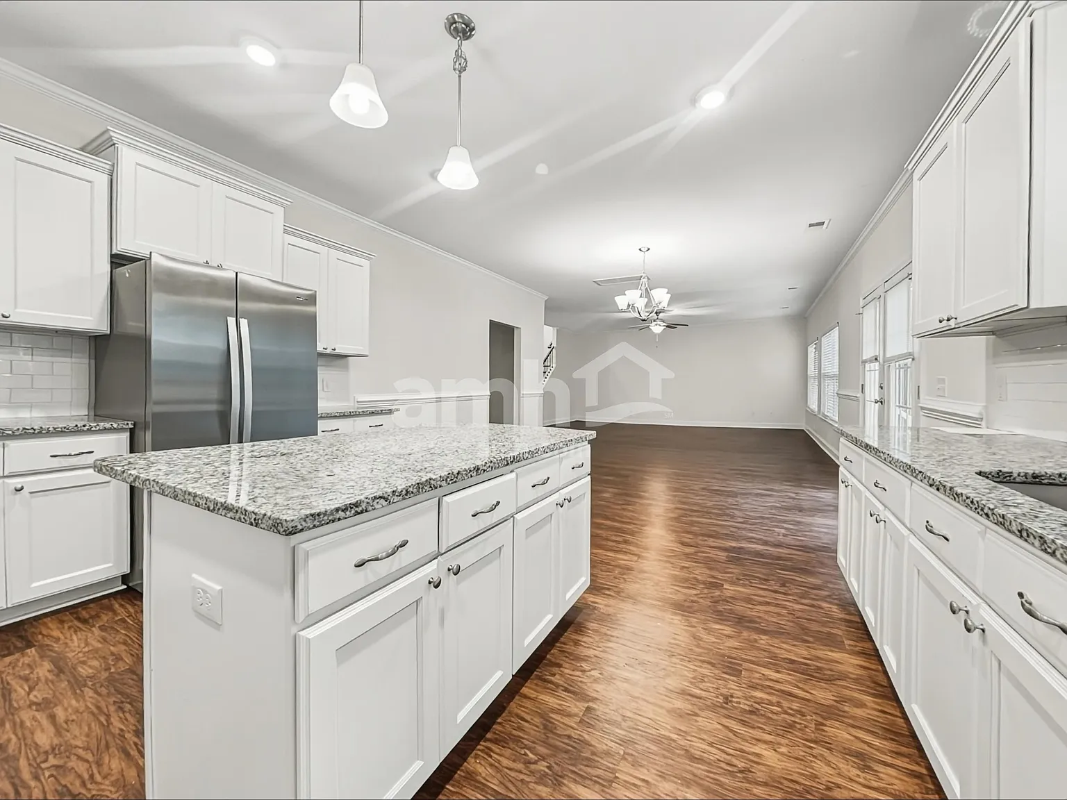 5 bed, 4.5 bath, 2736 sqft, $3,335 — Photo 3