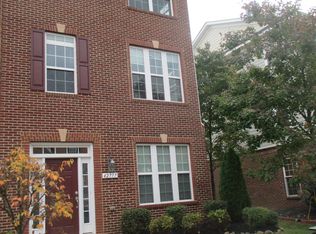 42777 Hay Rd, Ashburn, VA 20147