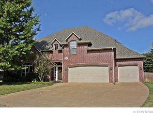 8611 E 98th Pl, Tulsa, OK 74133