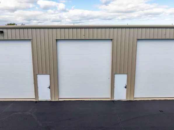 680 S Plasterbed Rd #4-7, Port Clinton, OH 43452