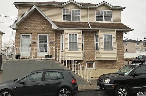 2nd image of 10216 1st St #2