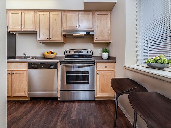 1 Bedroom 576 Sq Ft