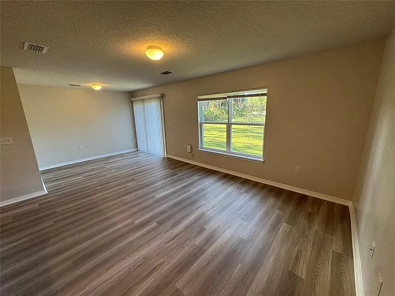 49 Brunswick Ln #A — Photo 5