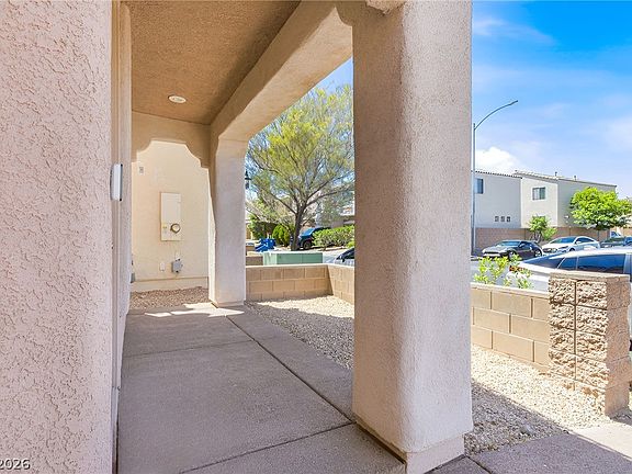 3rd image of 10214 Viterbo St