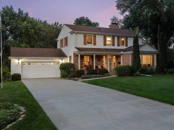 6801 Galway Dr, Edina, MN 55439