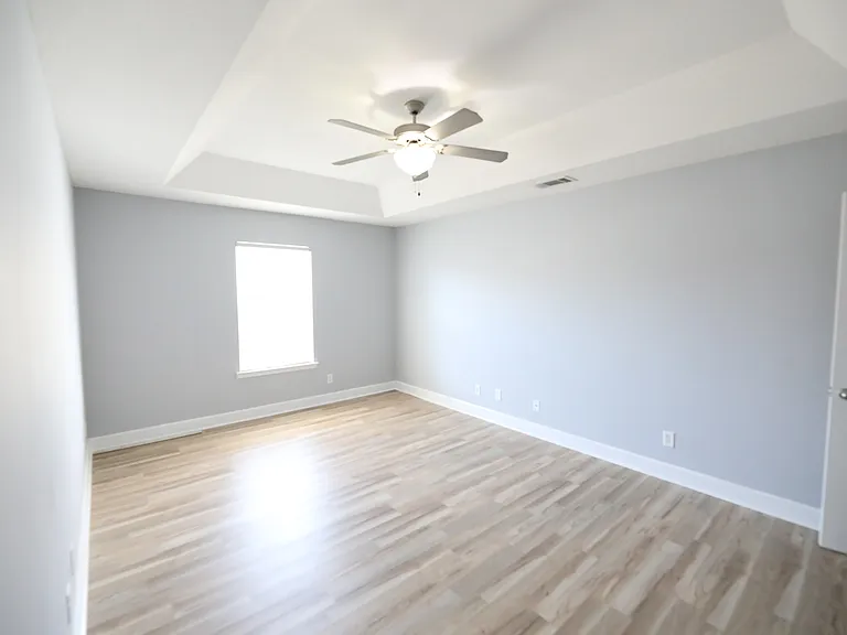 104 Karima Cir — Photo 4