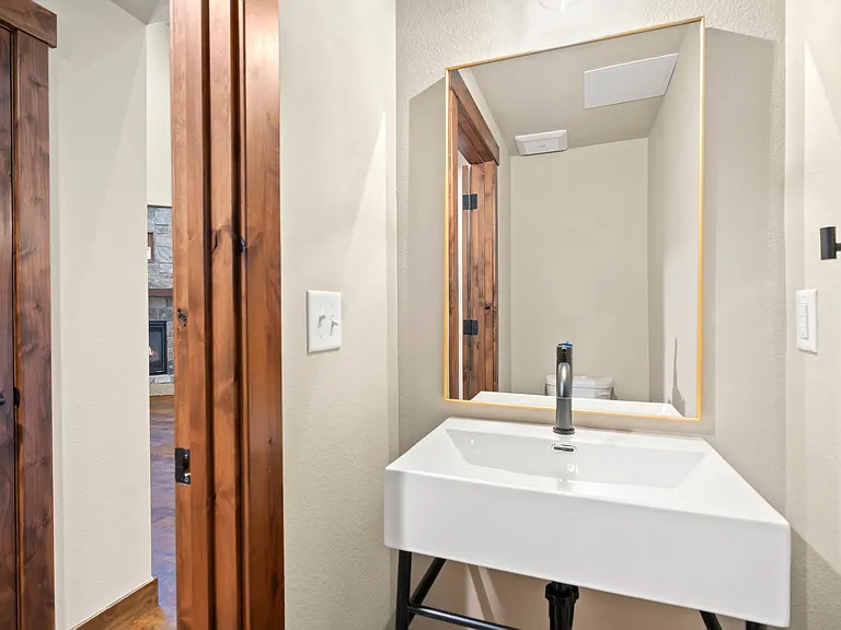 1618 Continental Peaks Cir — Photo 14