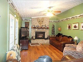 2nd image of 4404 Stone Mill Dr