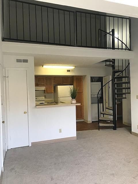 2nd image of 507 Oscar Loop APT 304E