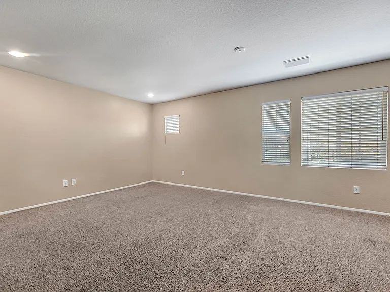 2016 Magpie Ct — Photo 19