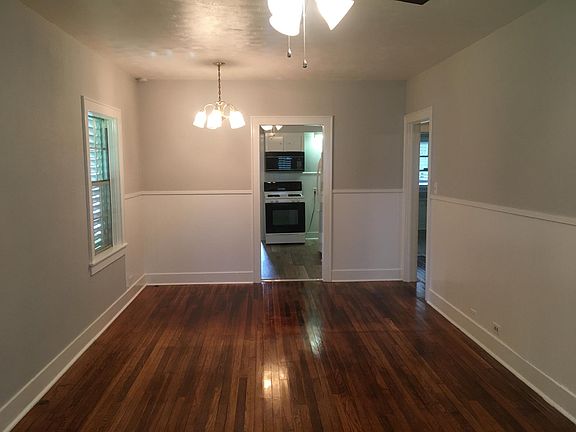 4th image of 410 12th Ave N
