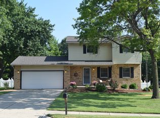 1830 Esic Dr, Edwardsville, IL 62025