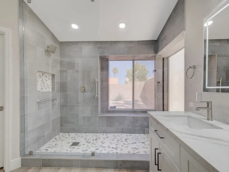3120 Siena Cir — Photo 27