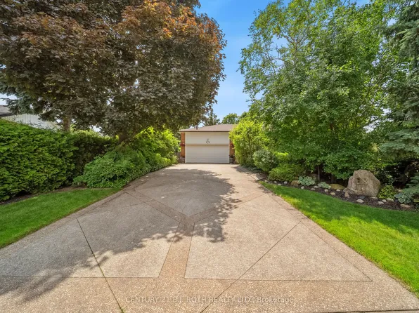 18 Claypine Trl, Brampton, ON L6V 3L9