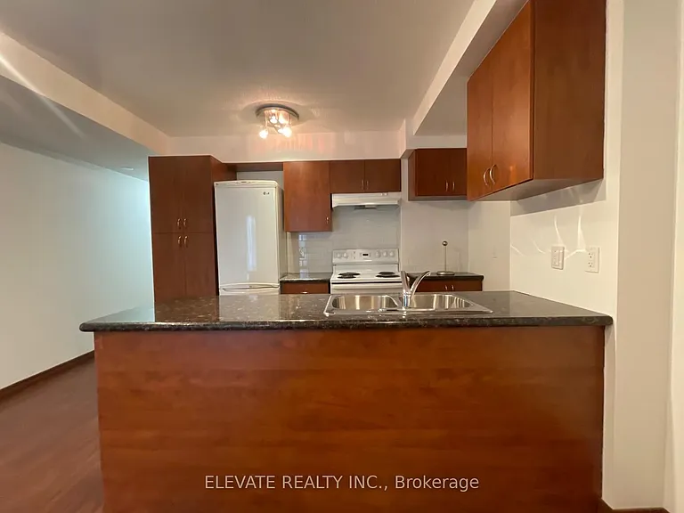 15 Maplewood Ave #203 — Photo 6
